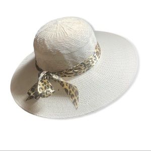 Floppy Beach Cream Sun Hat w Leopard Trim
